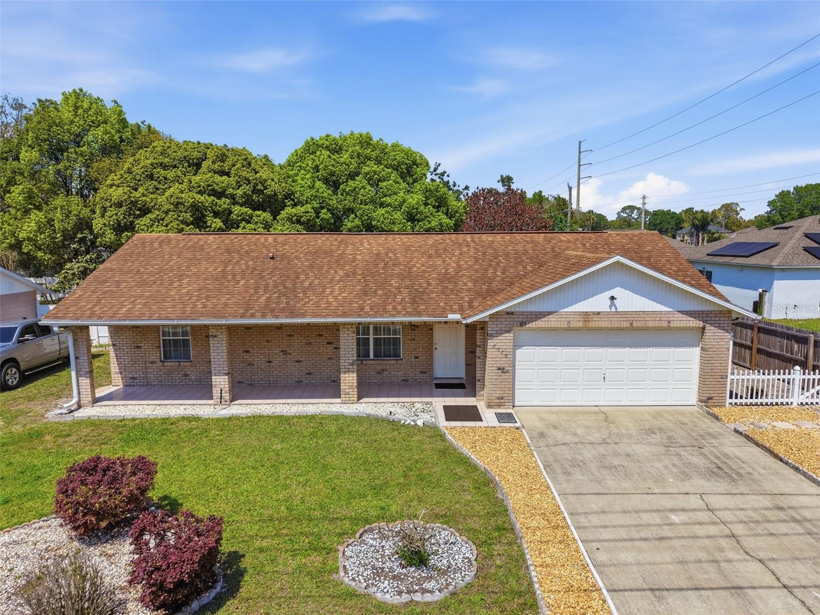 Listing photo id 30 for 2970 Newmark Drive