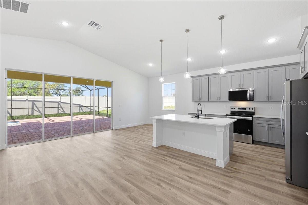 Image 12 of 24 For 363 Villa Sorrento Circle