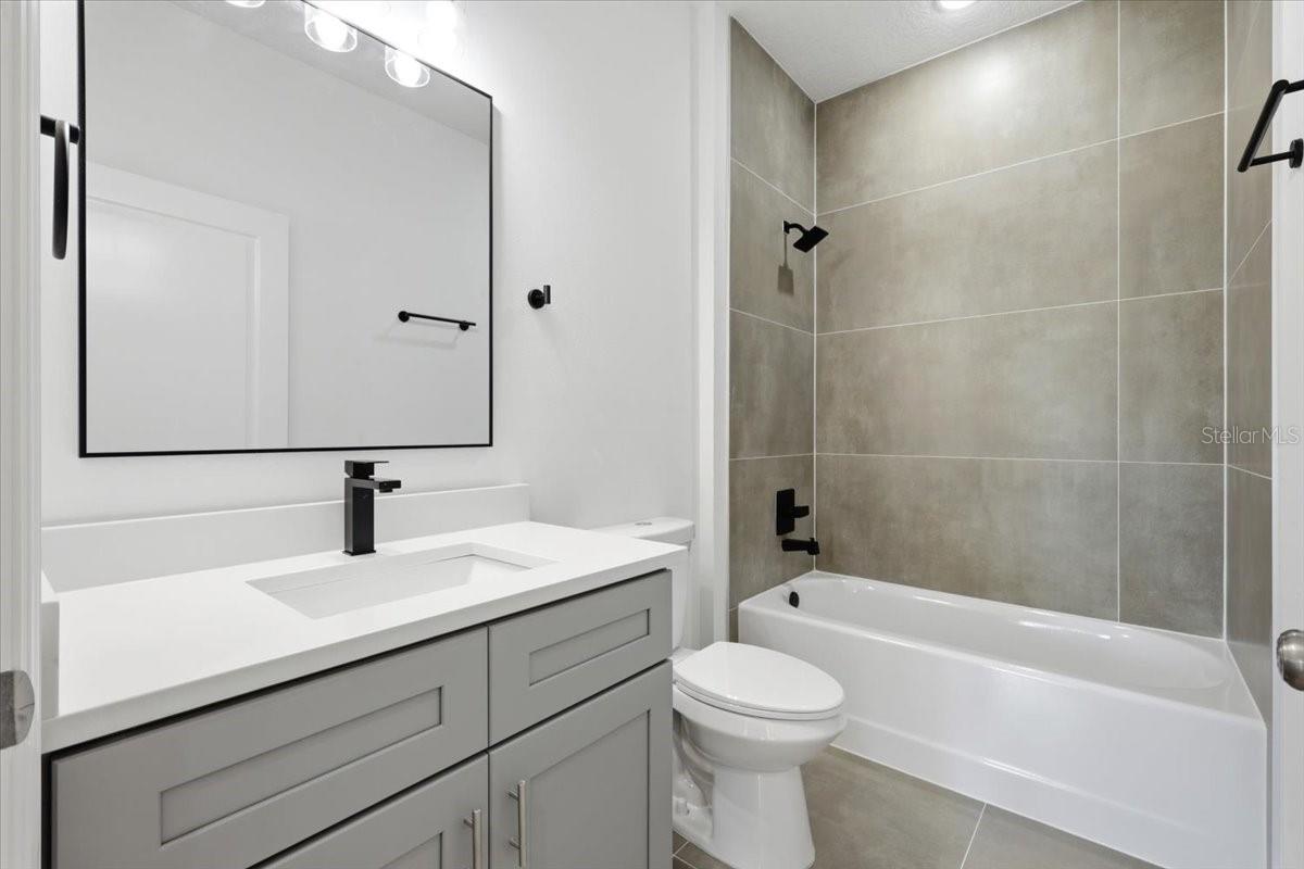 Image 16 of 24 For 363 Villa Sorrento Circle