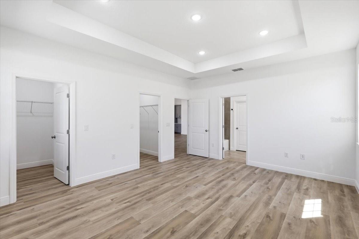 Image 21 of 24 For 363 Villa Sorrento Circle