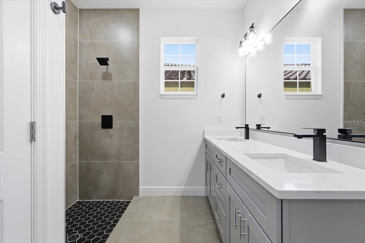 Image 22 of 24 For 363 Villa Sorrento Circle