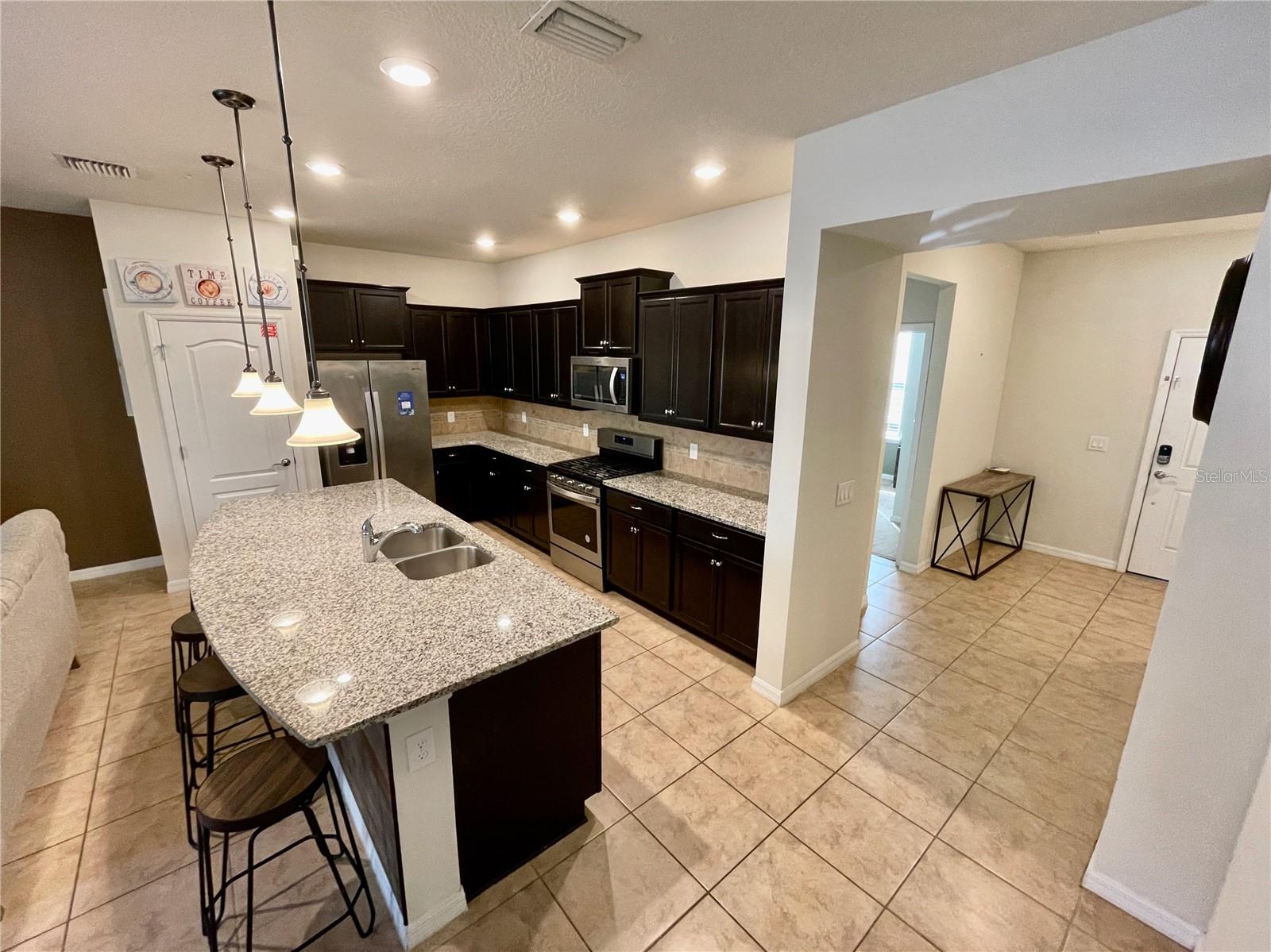 Image 7 of 33 For 4574 Terrasonesta Drive