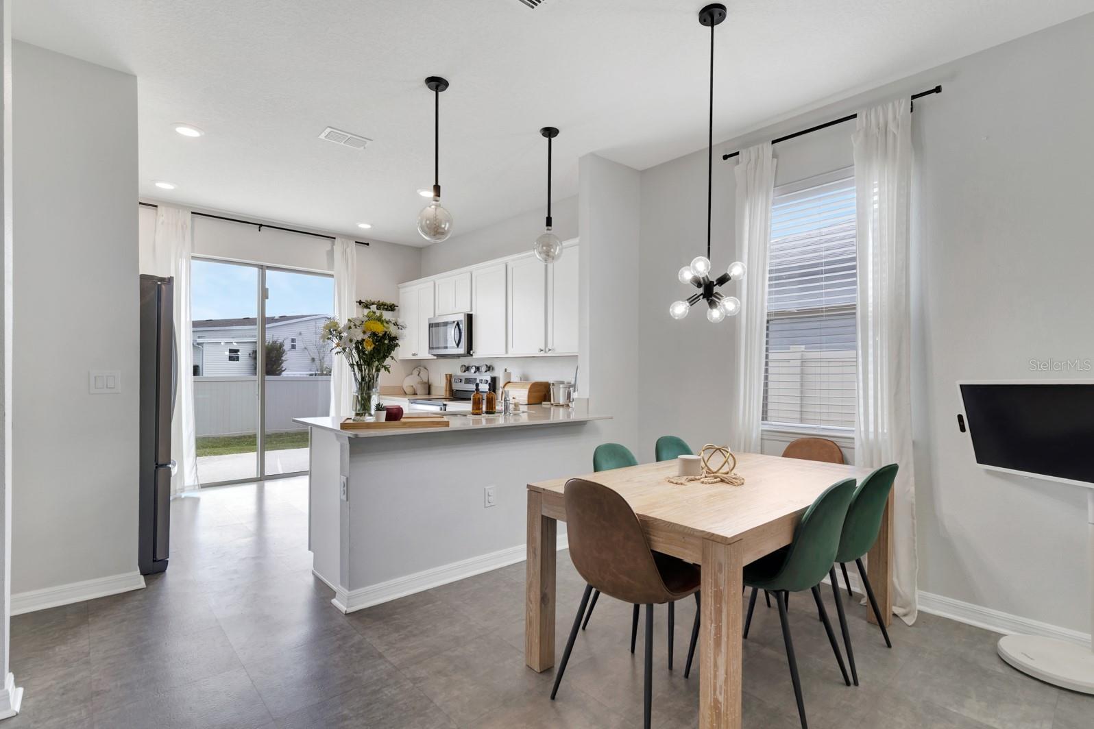 Image 12 of 38 For 1793 Cayman Cove Circle