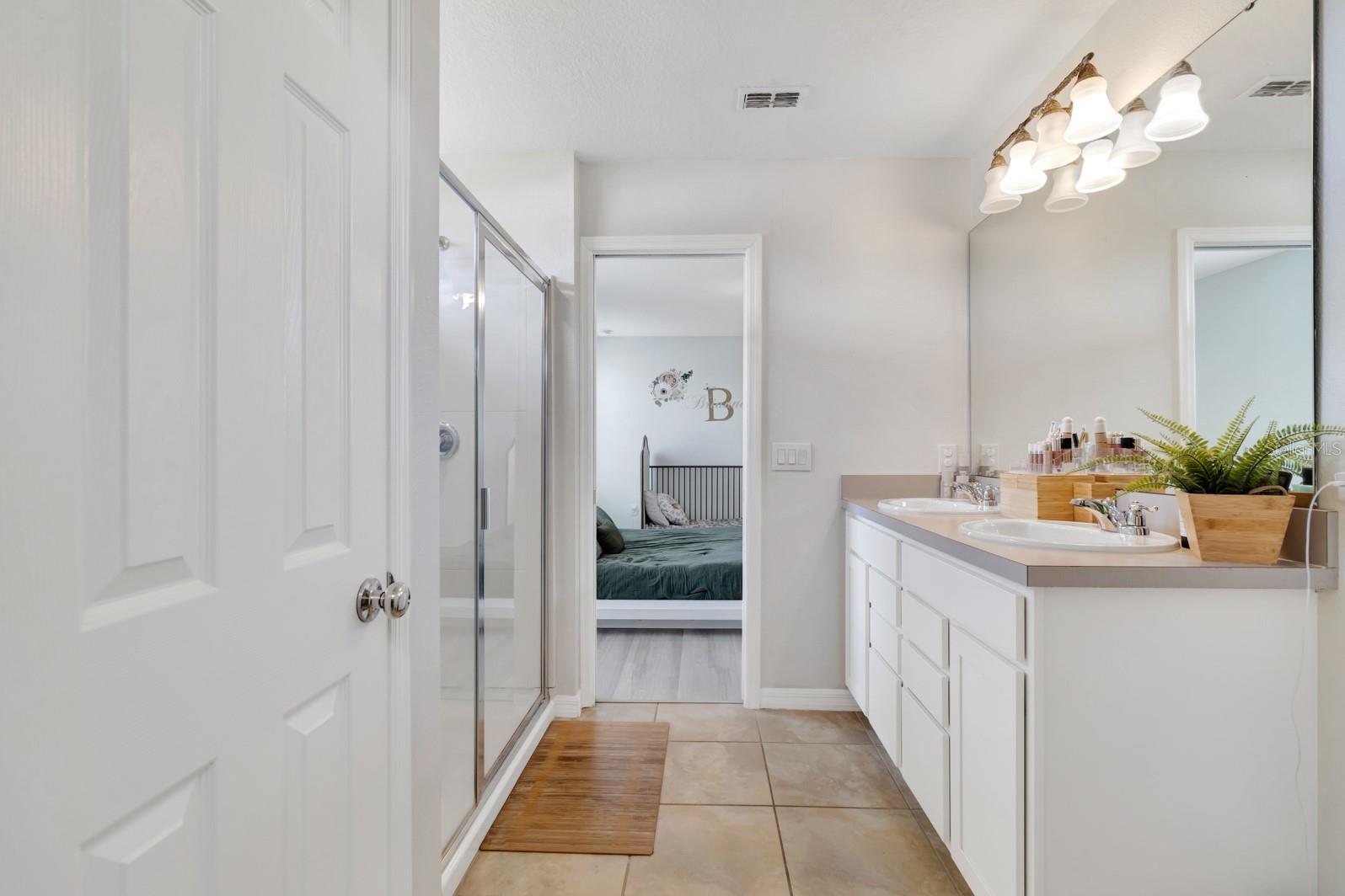 Image 31 of 38 For 1793 Cayman Cove Circle