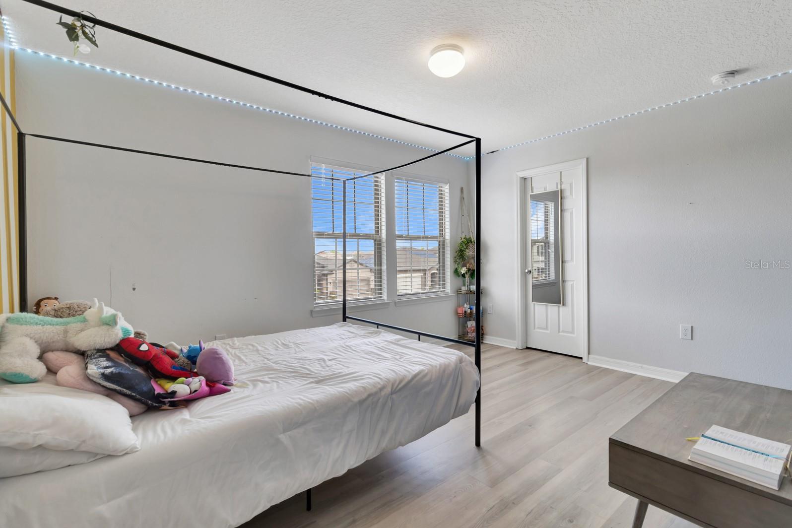 Image 32 of 38 For 1793 Cayman Cove Circle