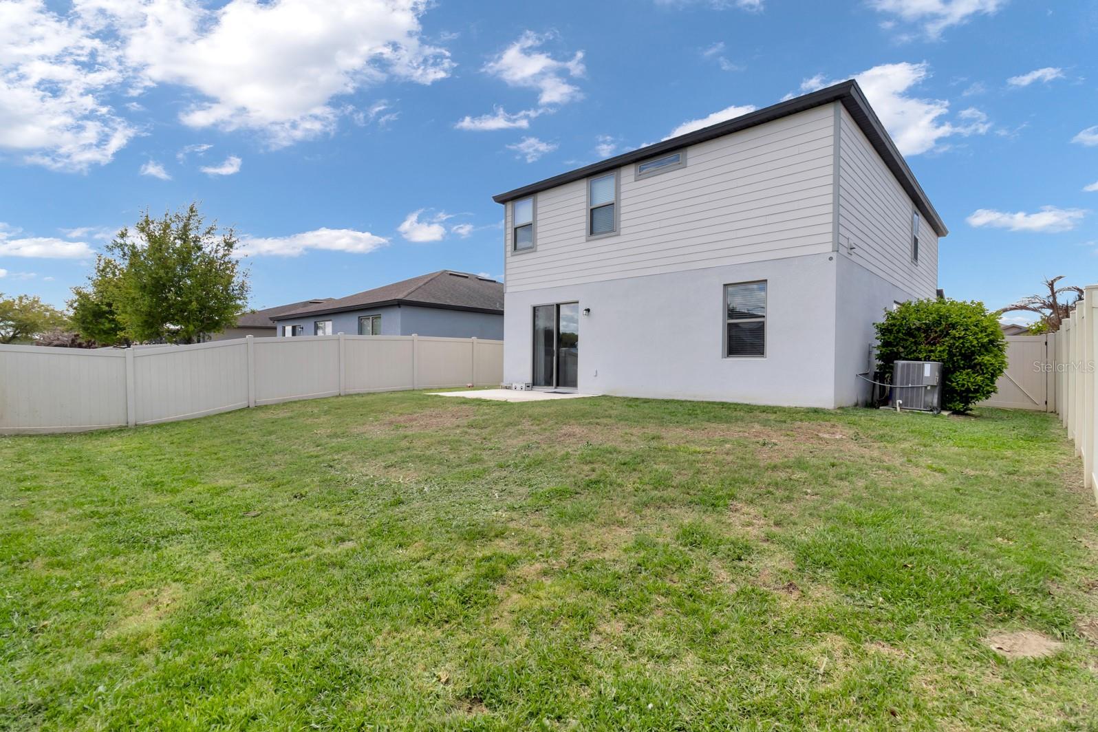 Image 5 of 38 For 1793 Cayman Cove Circle