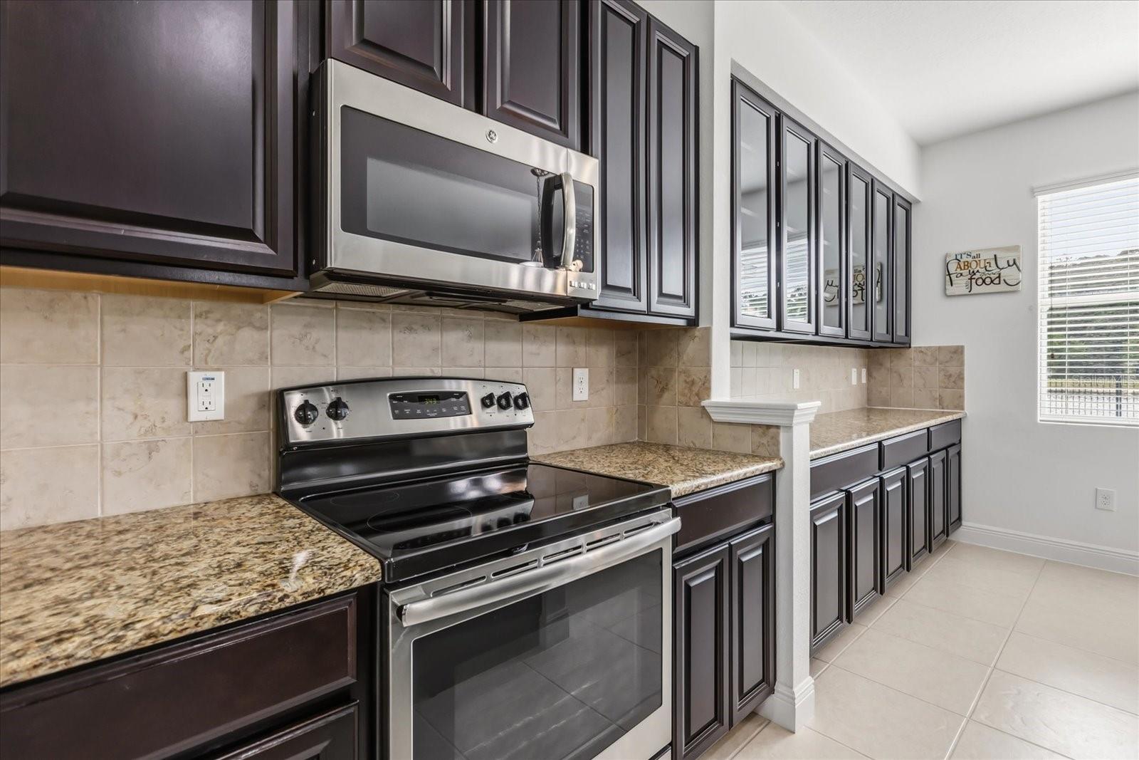 Image 8 of 23 For 10536 Cabbage Tree Loop