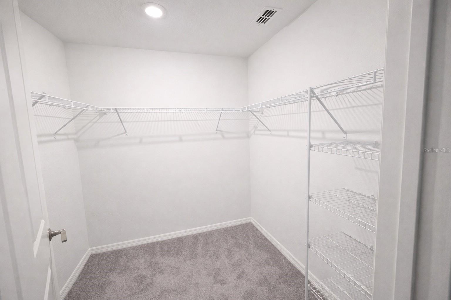 Image 11 of 15 For 36379 Garden Wall Way