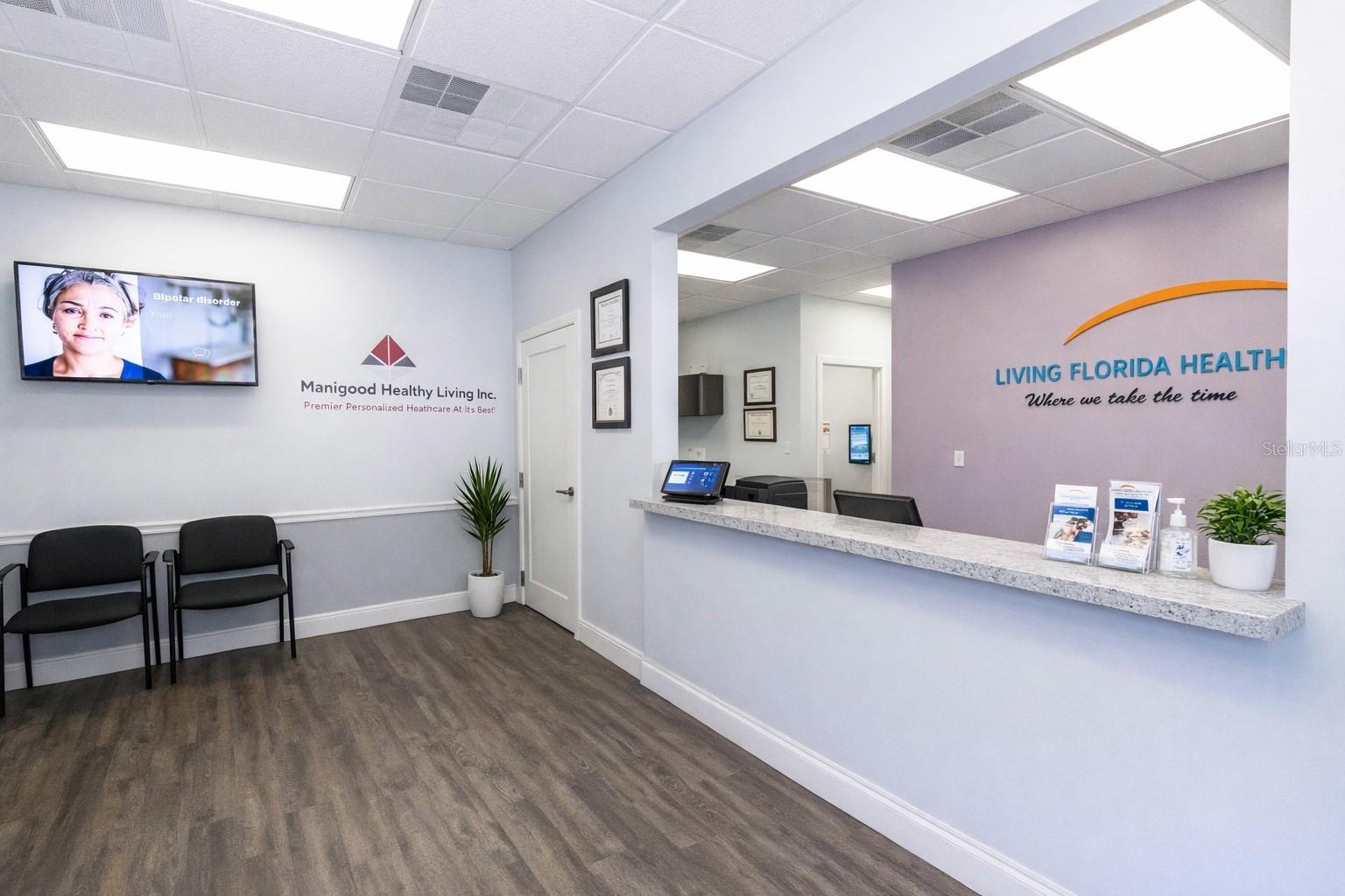 Image 7 of 9 For 4804 Edgewater Drive