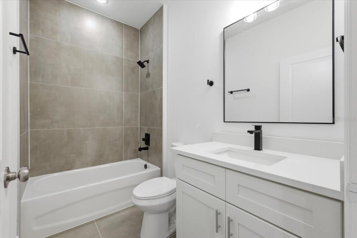 Image 12 of 24 For 367 Villa Sorrento Circle