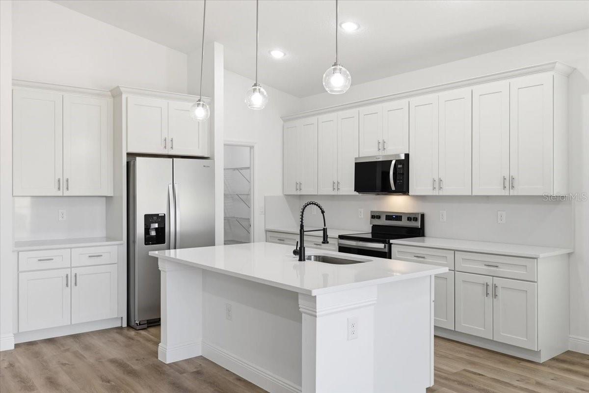 Image 6 of 24 For 367 Villa Sorrento Circle