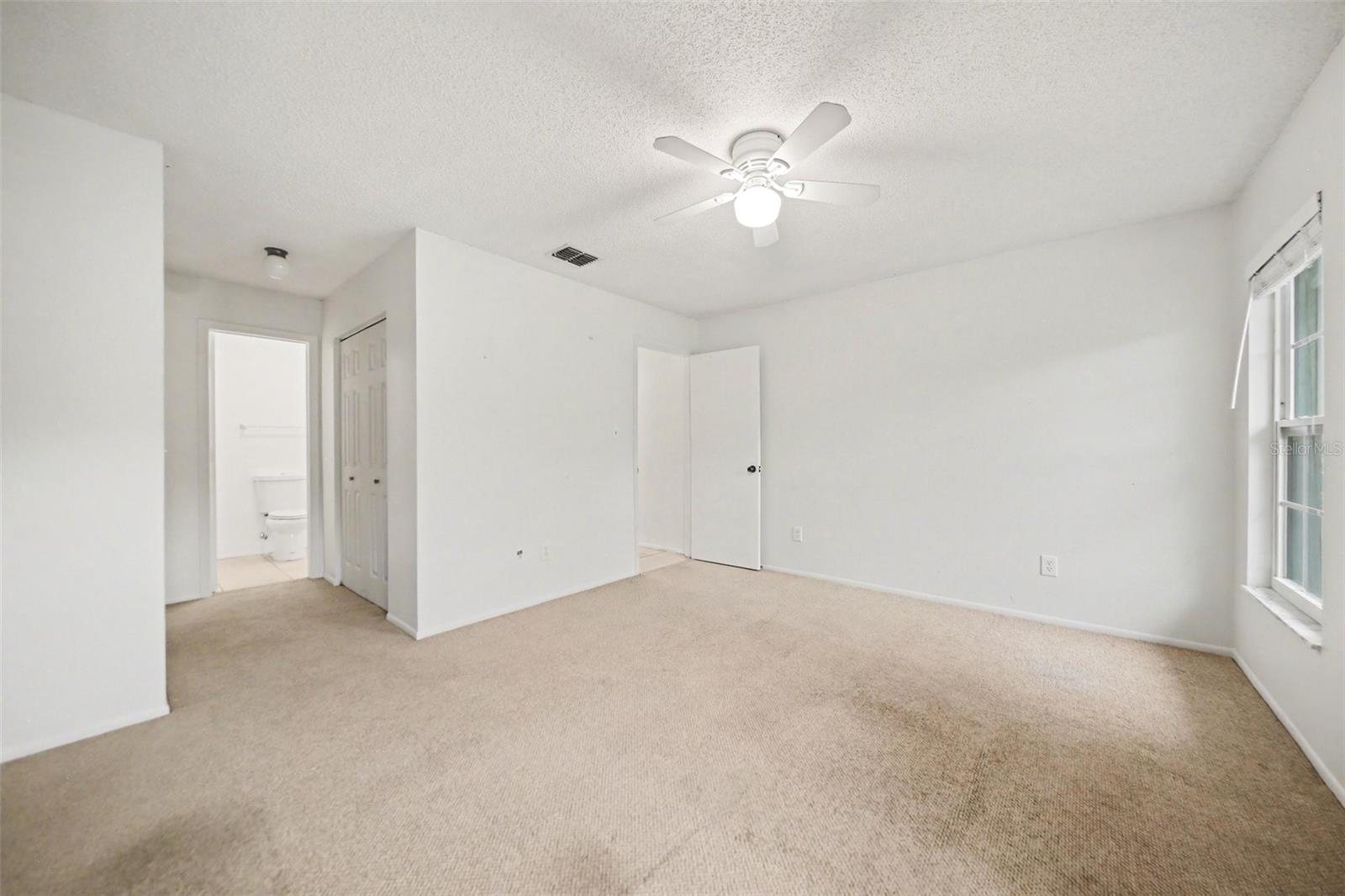 Image 17 of 25 For 5033 Loyola Lane