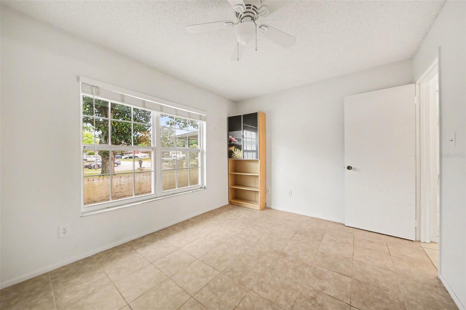 Image 18 of 25 For 5033 Loyola Lane