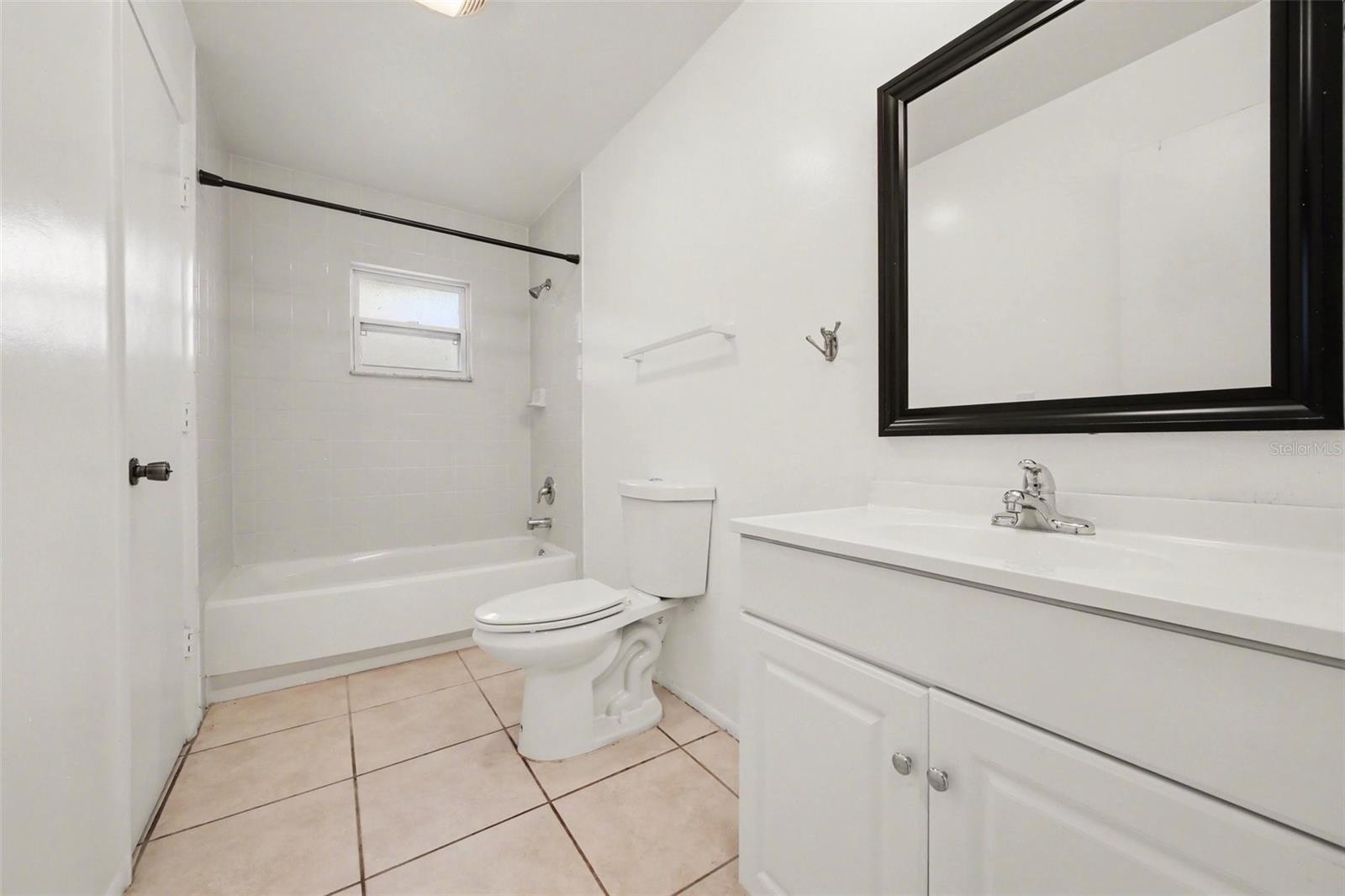 Image 20 of 25 For 5033 Loyola Lane