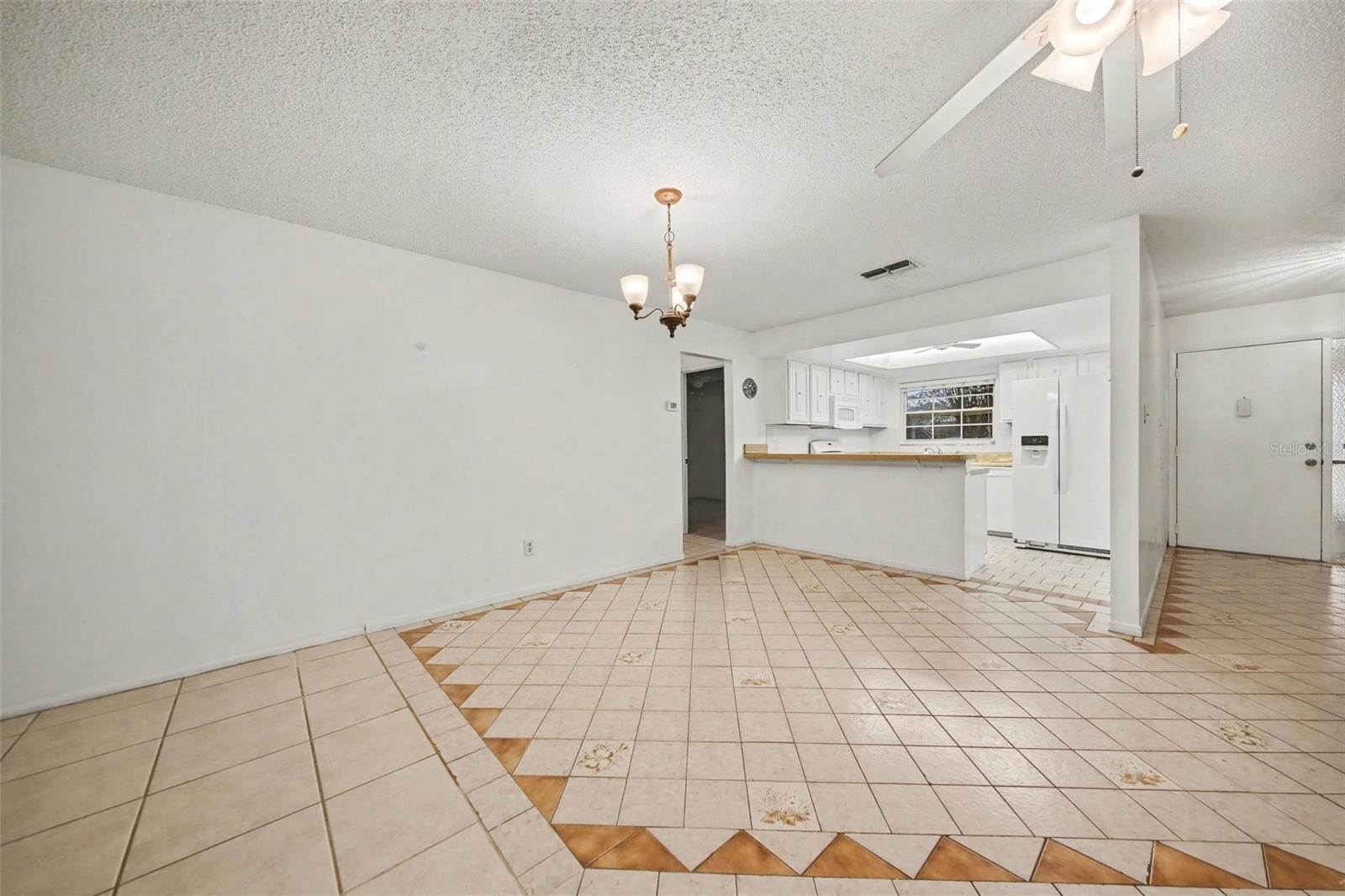 Image 9 of 25 For 5033 Loyola Lane