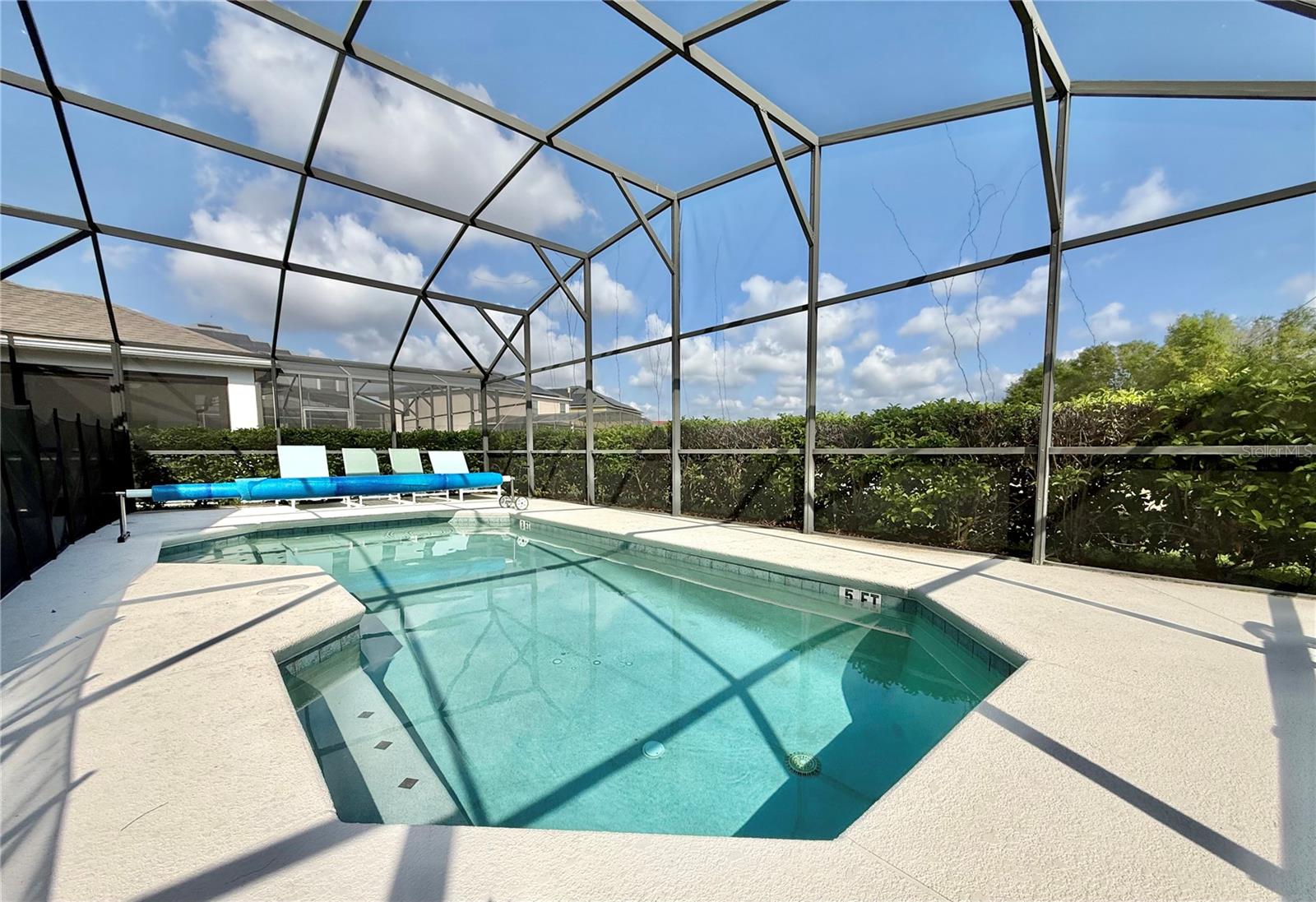 Image 2 of 40 For 2136 Victoria Drive