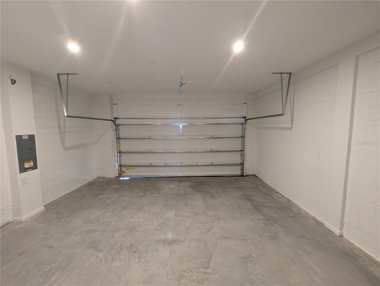 Image 6 of 17 For 3200 Gardenia Reserve Street