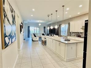 Image 10 of 39 For 15155 Canoe Place