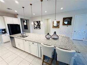 Image 12 of 39 For 15155 Canoe Place