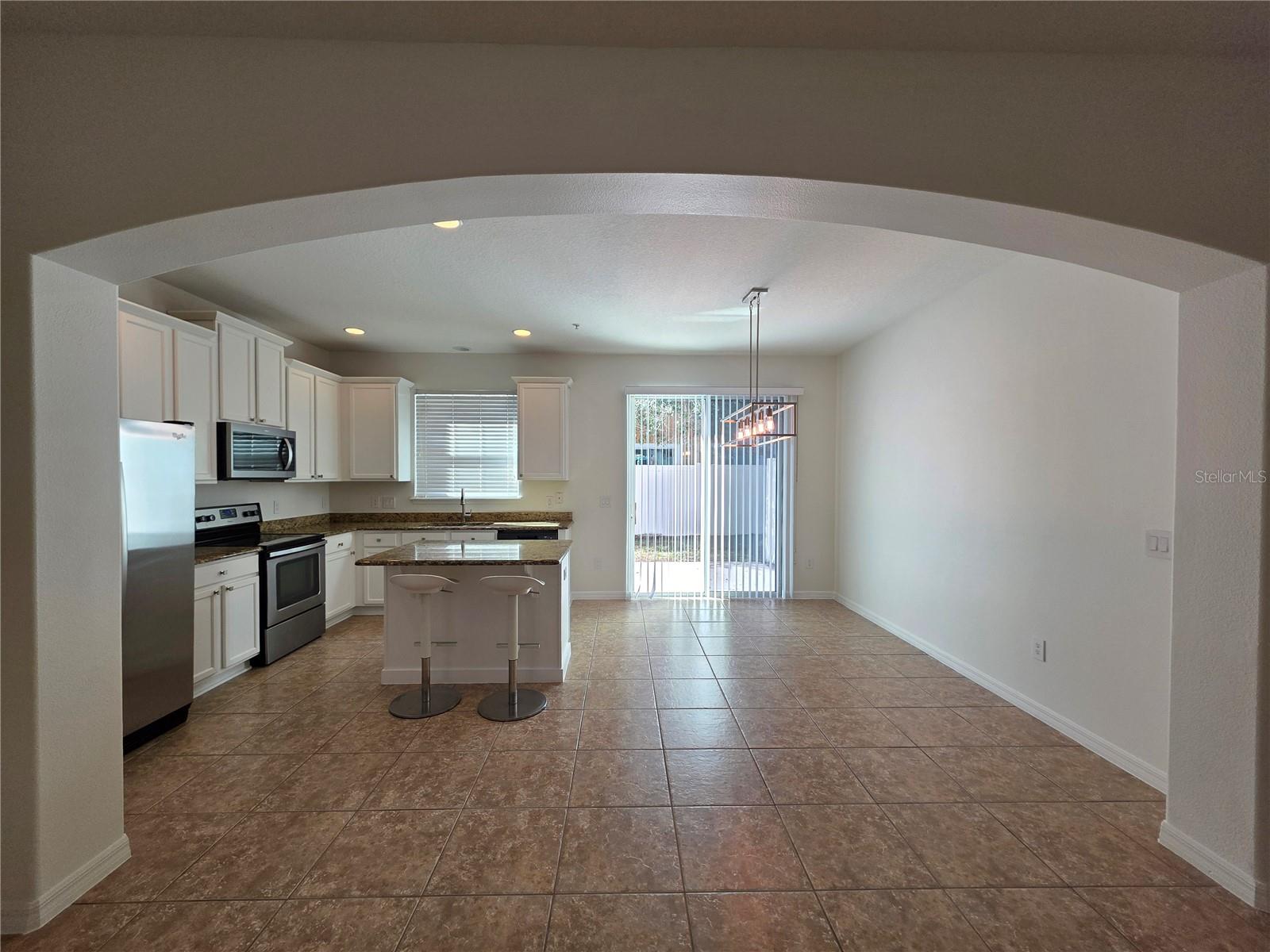 Image 5 of 17 For 9464 Tawnyberry Street