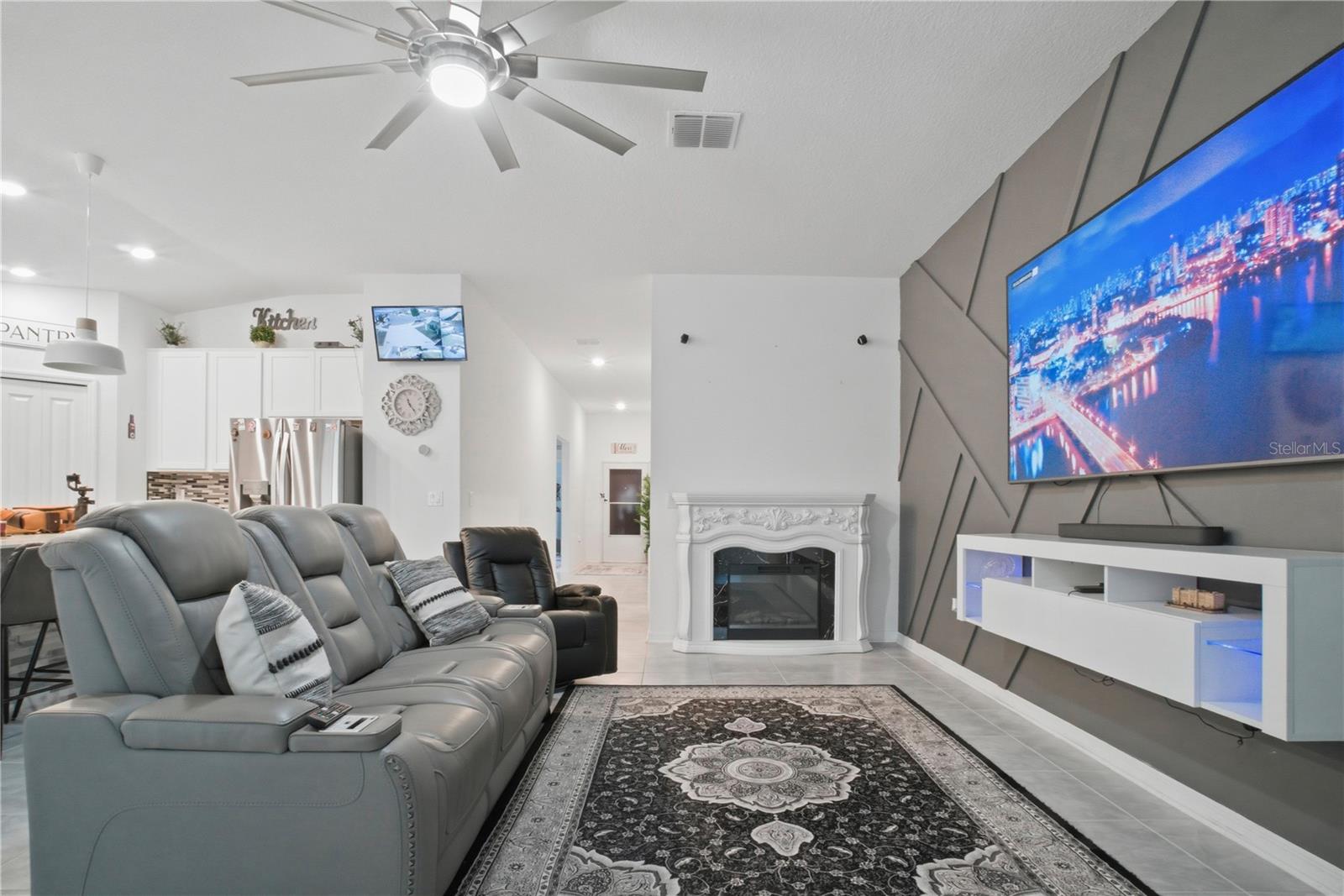 Image 14 of 44 For 389 Singing Sands Circle