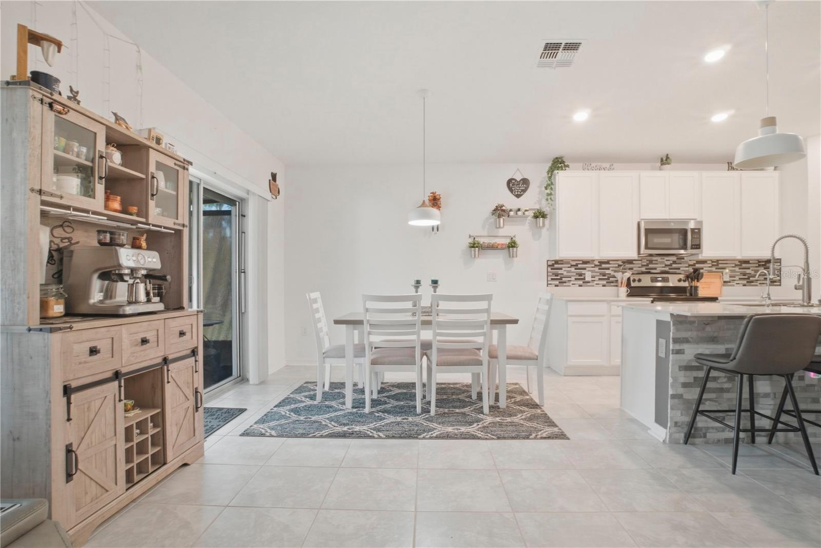 Image 8 of 44 For 389 Singing Sands Circle