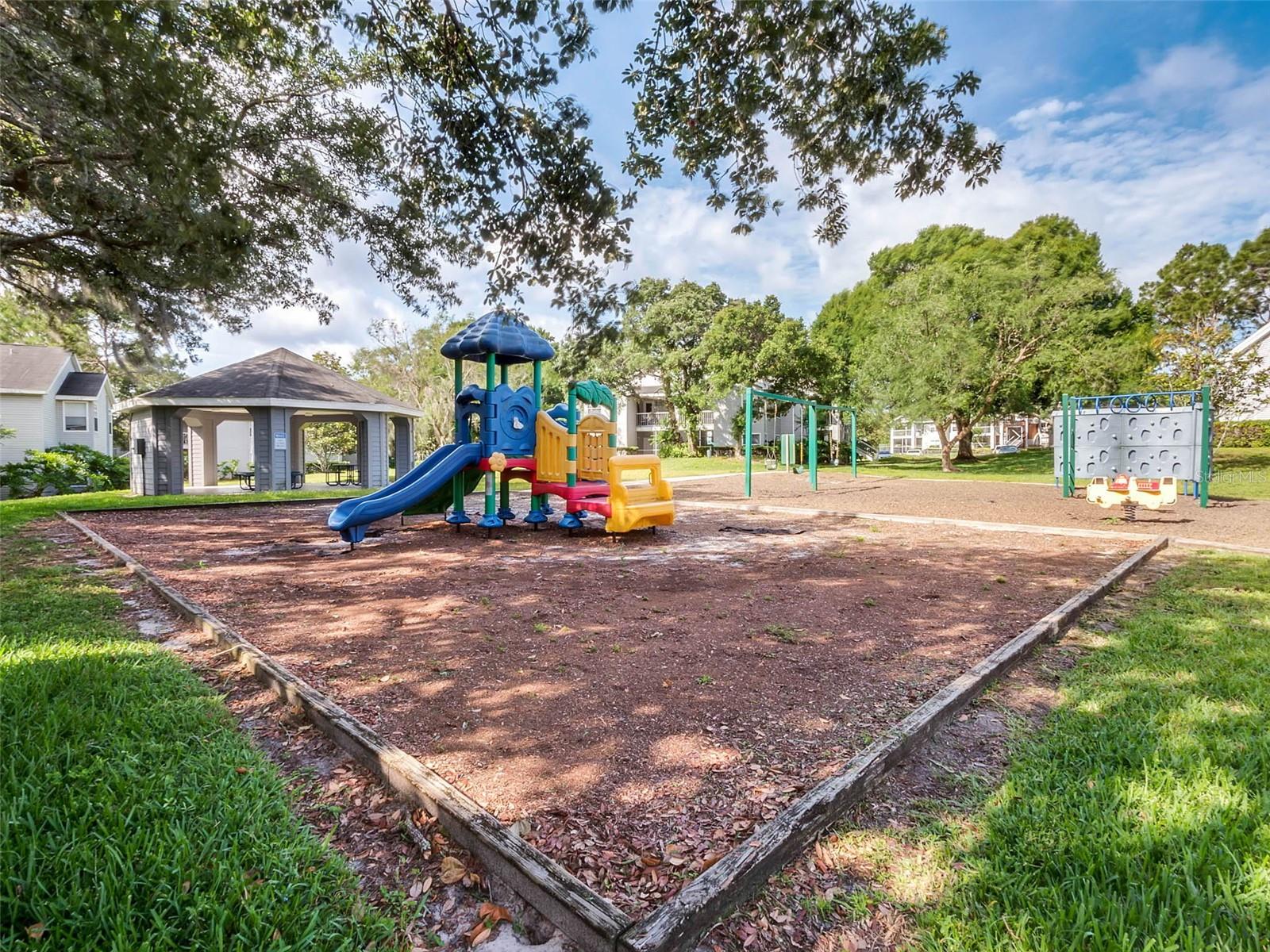 Image 28 of 29 For 2592 Grassy Point Drive 112