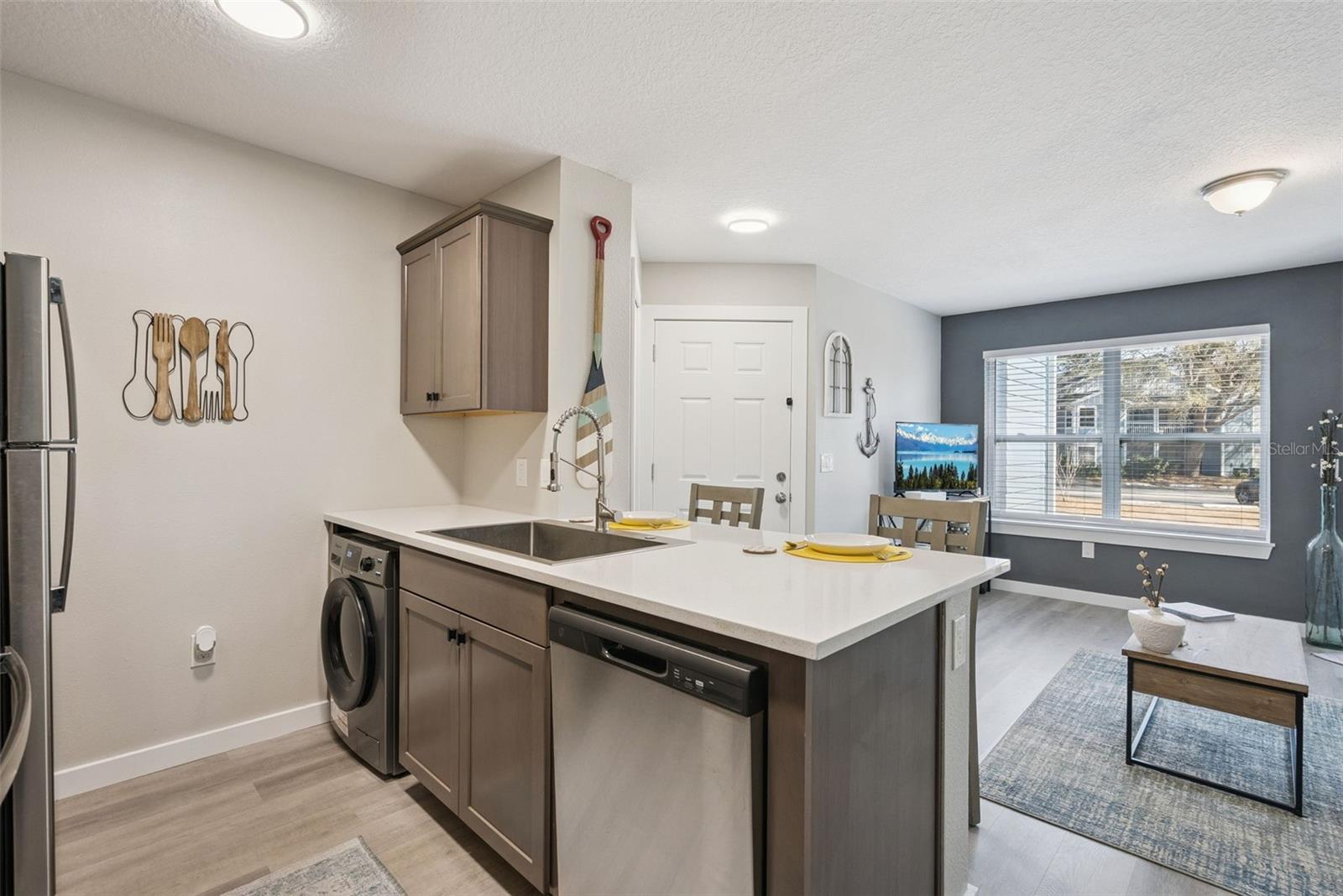 Image 7 of 29 For 2592 Grassy Point Drive 112