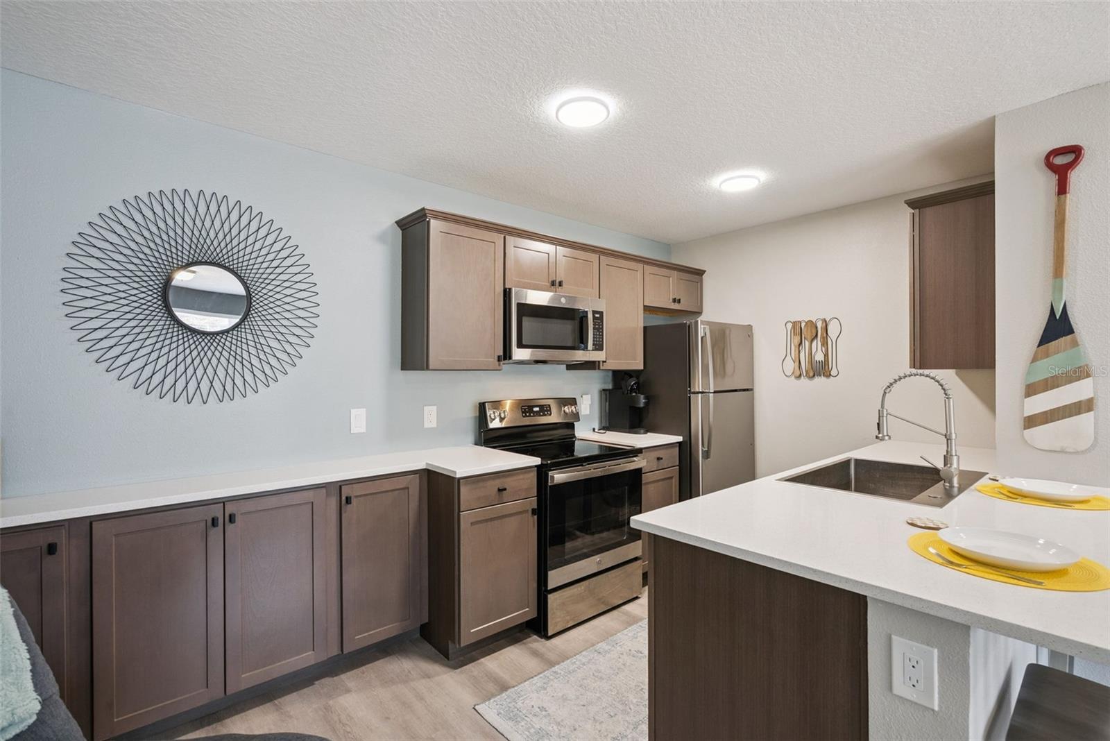 Image 8 of 29 For 2592 Grassy Point Drive 112