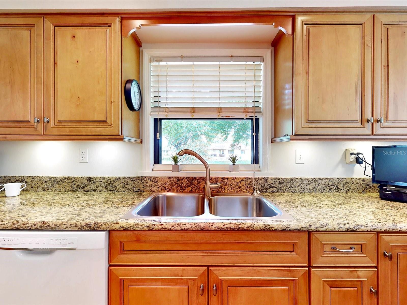 Image 16 of 47 For 1 Abbey Court