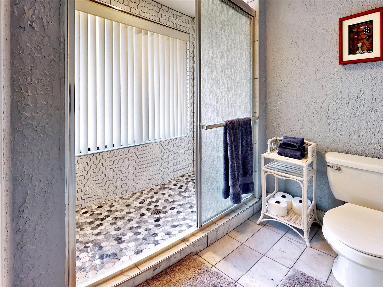 Image 31 of 47 For 1 Abbey Court