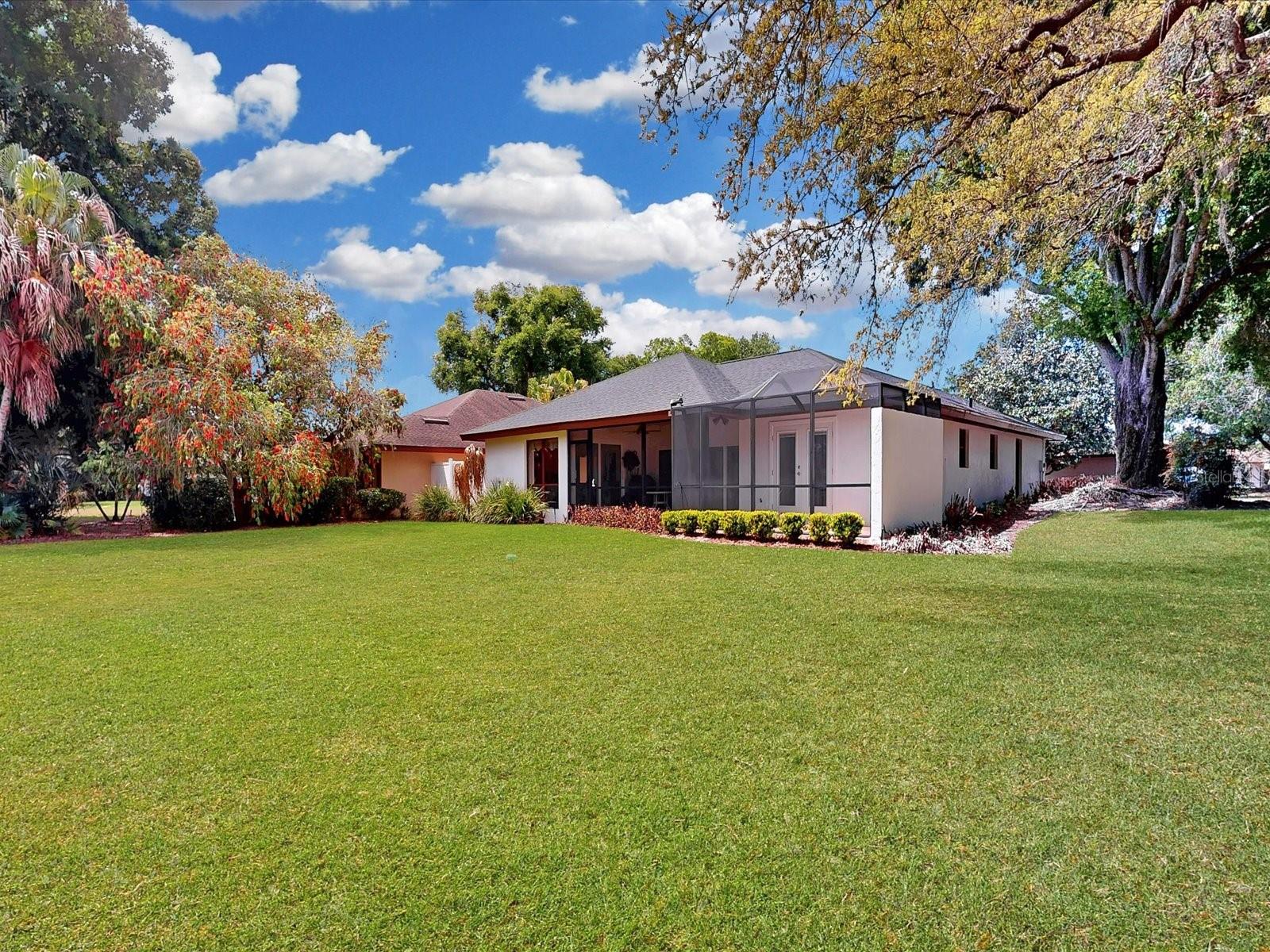 Image 40 of 47 For 1 Abbey Court