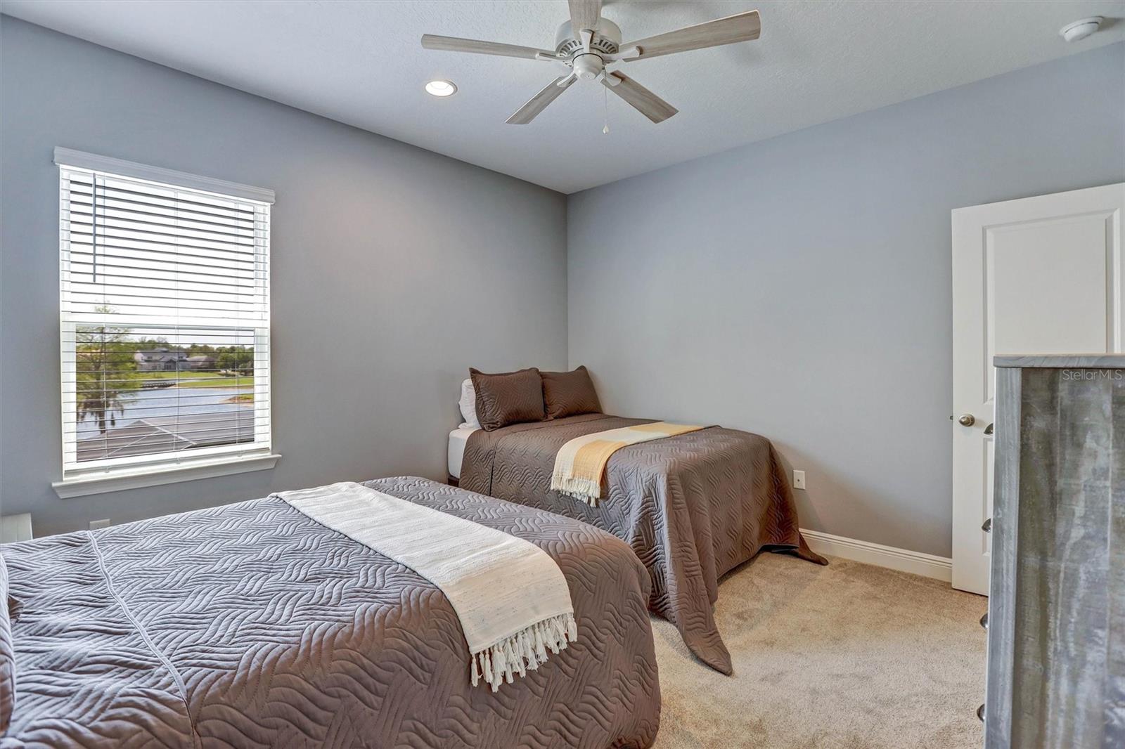 Image 54 of 73 For 17610 Sawgrass Run