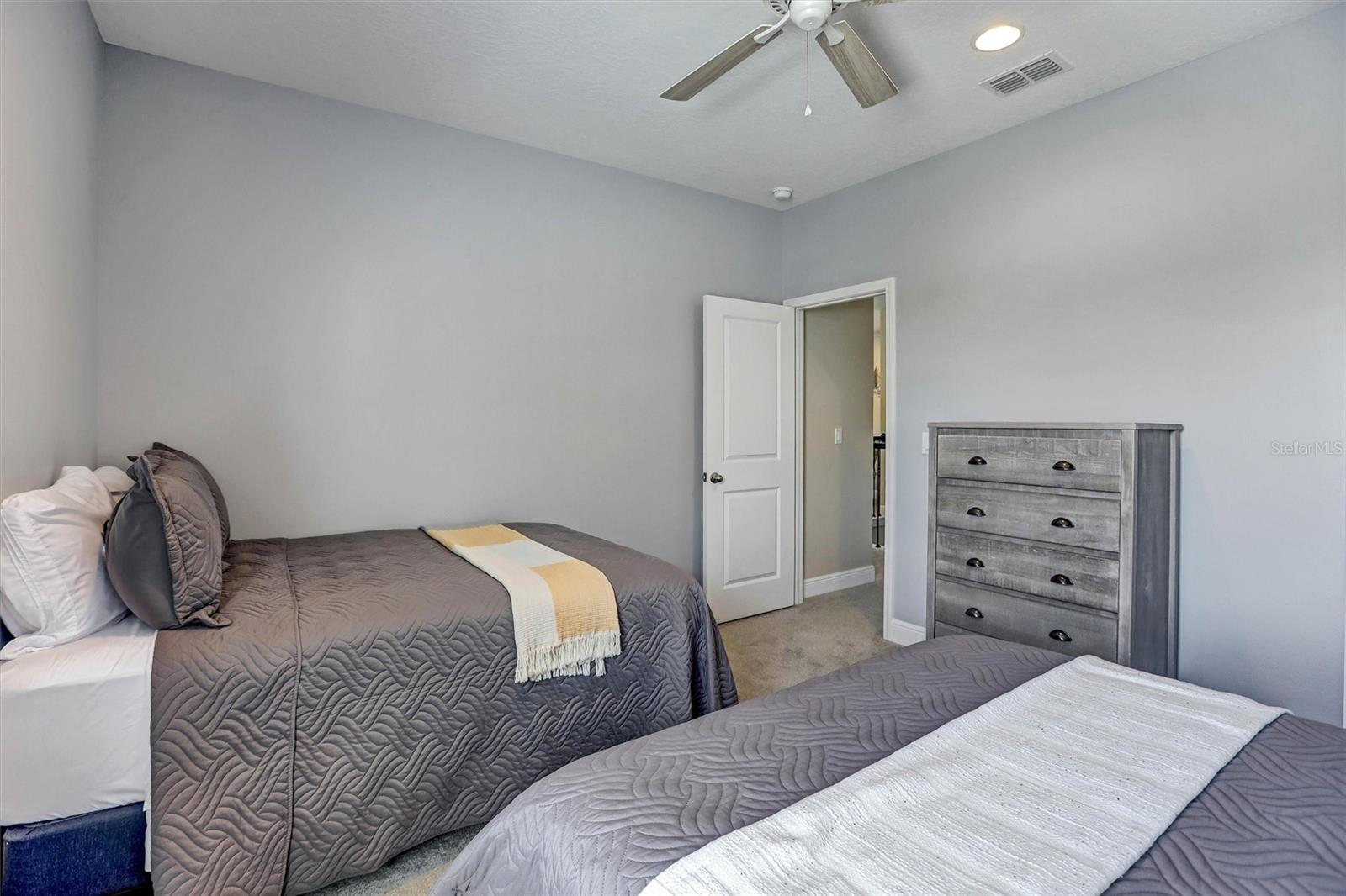 Image 55 of 73 For 17610 Sawgrass Run