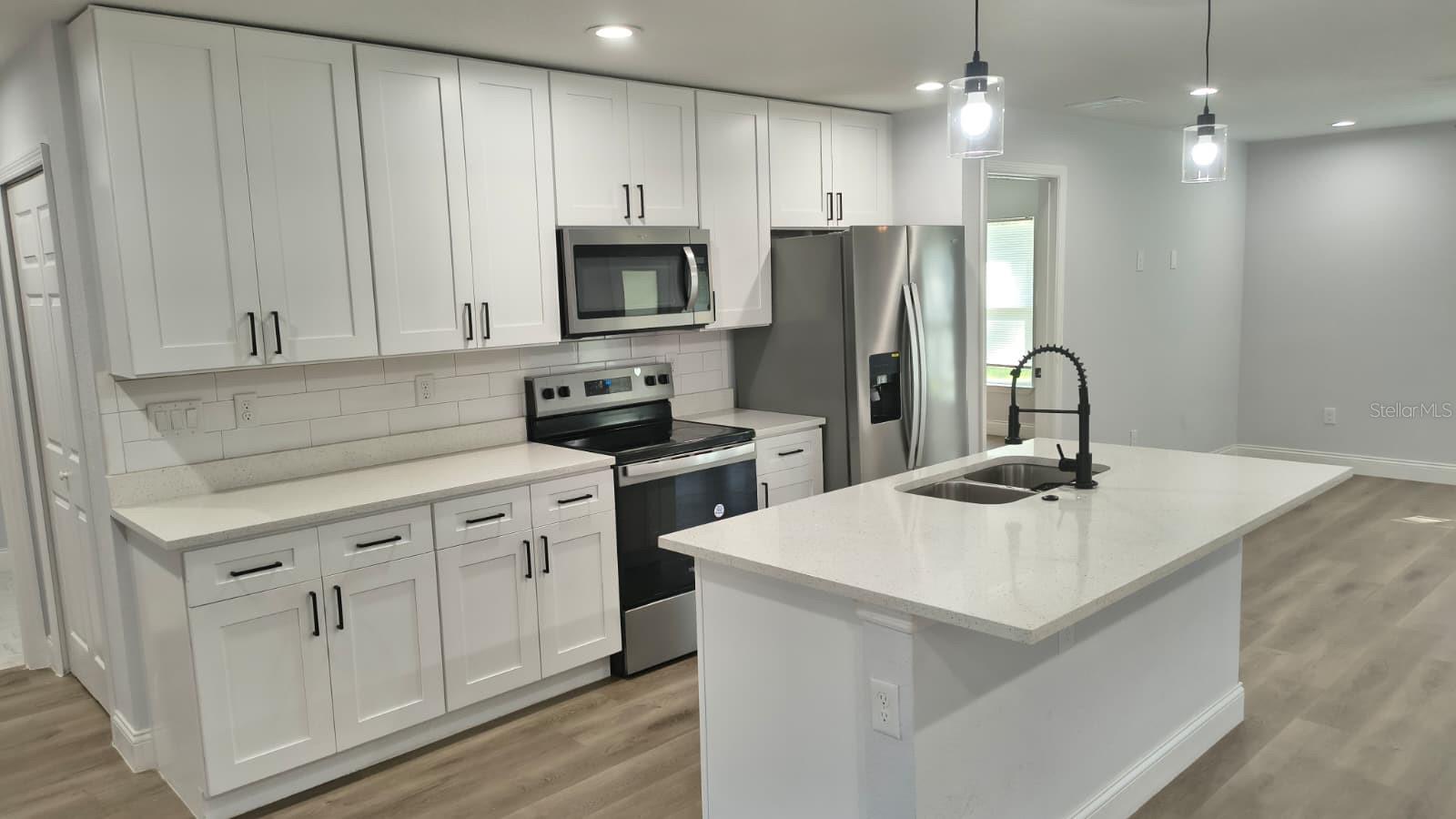 Image 12 of 42 For 8055 Wellington Terrace