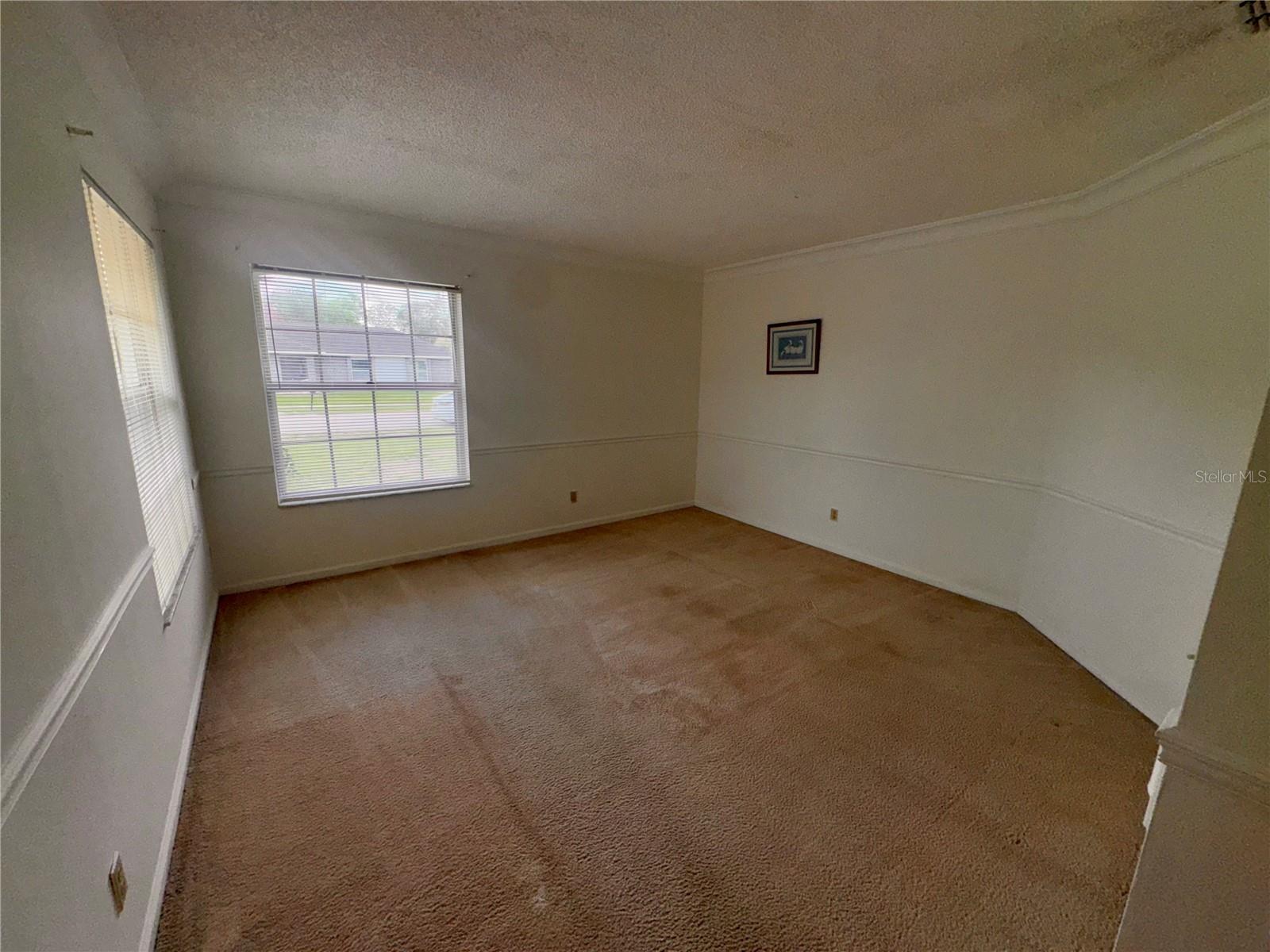 Image 13 of 20 For 117 Red Rose Circle