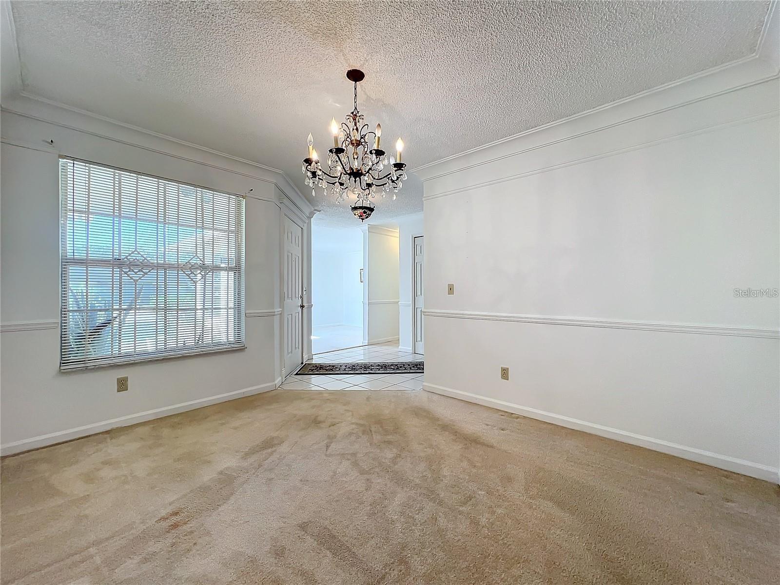 Image 4 of 20 For 117 Red Rose Circle