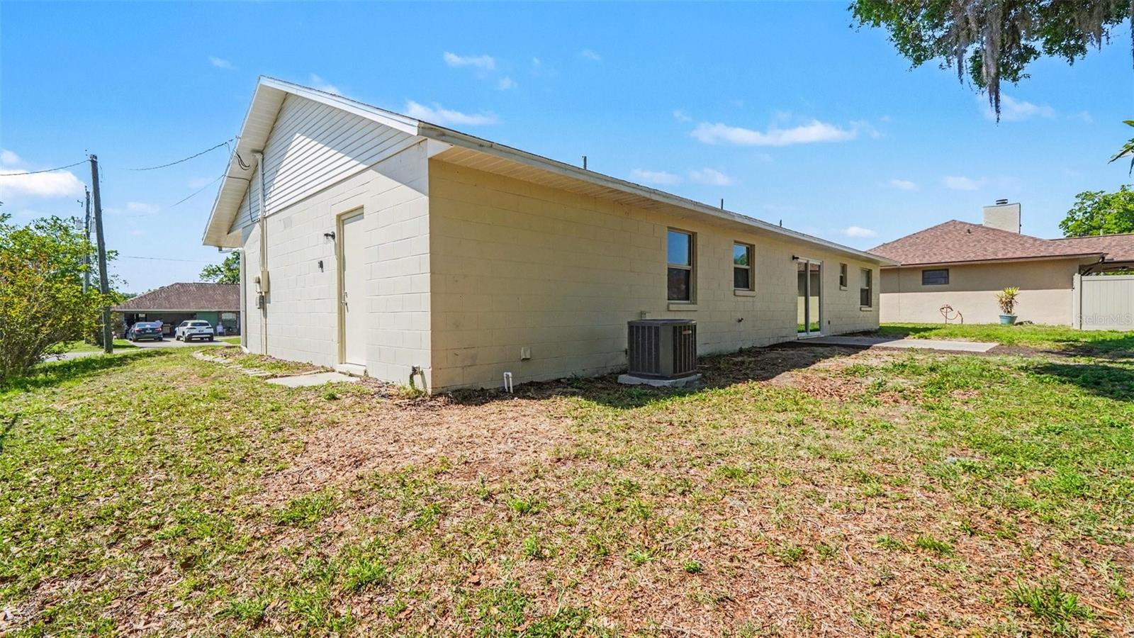 Image 15 of 16 For 3535 42nd Place