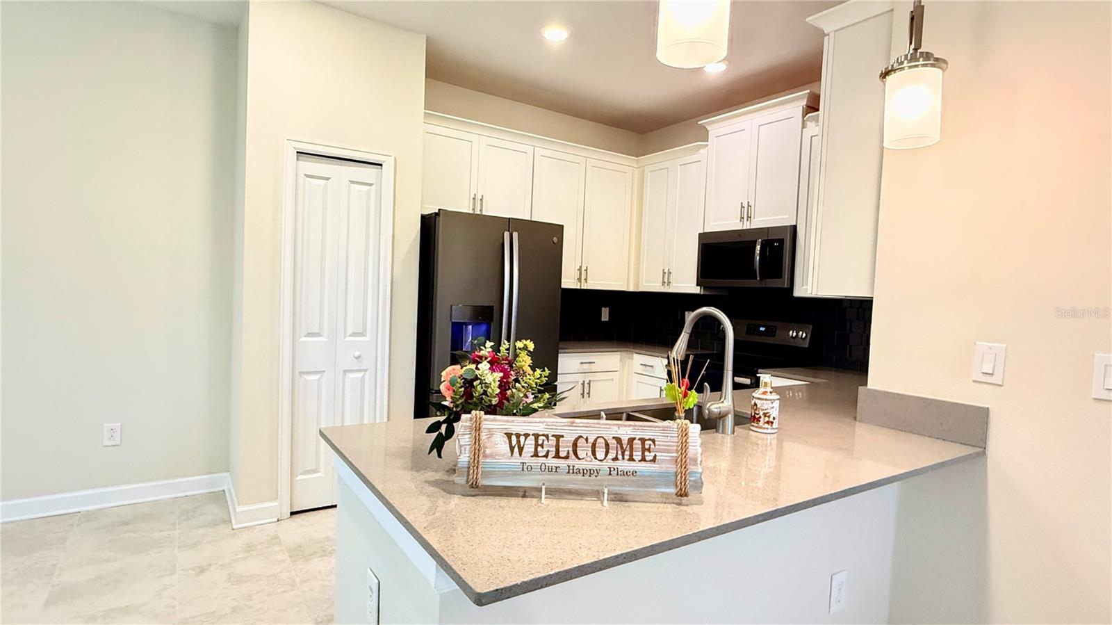 Image 3 of 49 For 11540 Whistling Pine Way