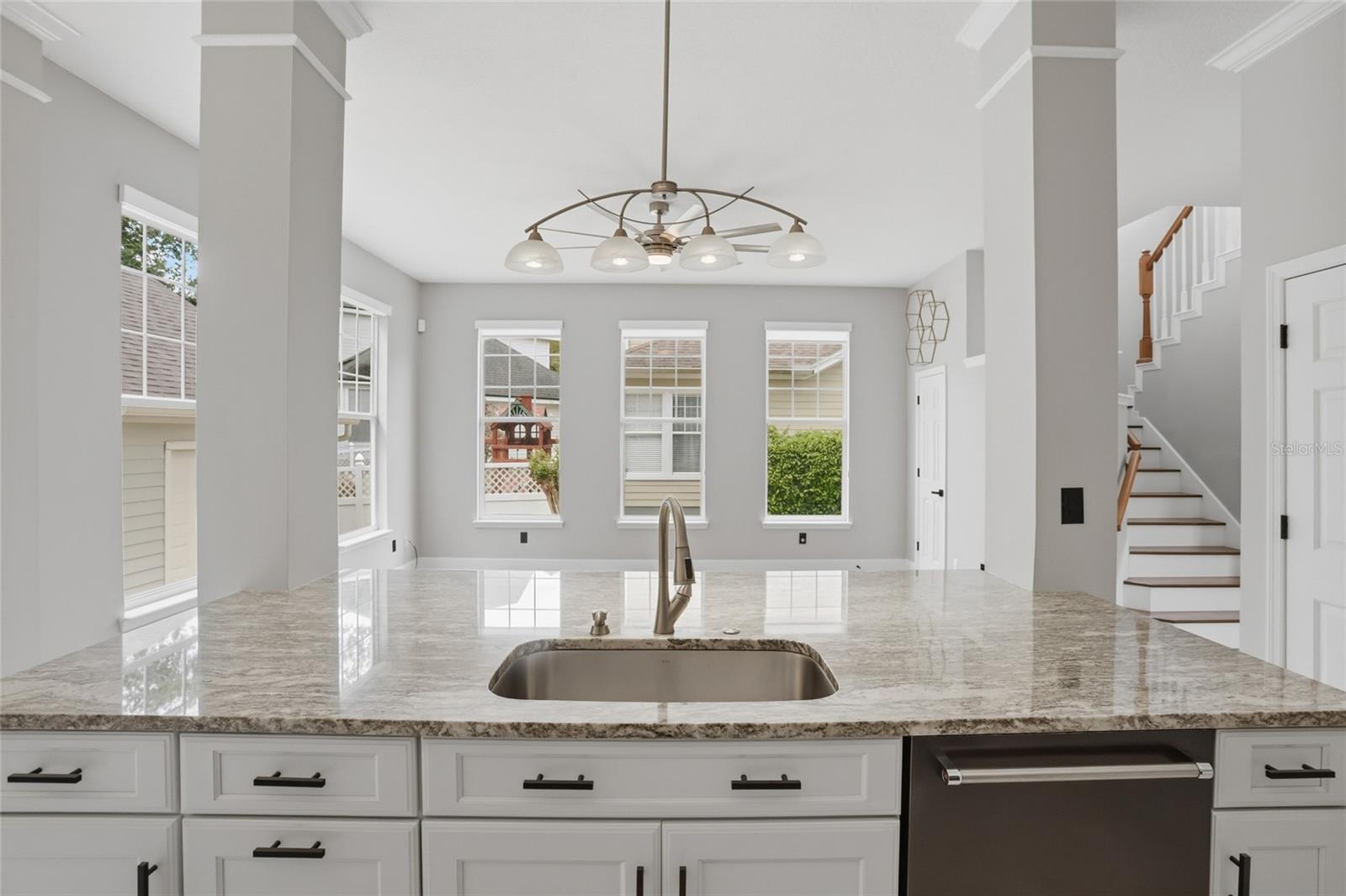 Image 17 of 52 For 1102 Banks Rose Court