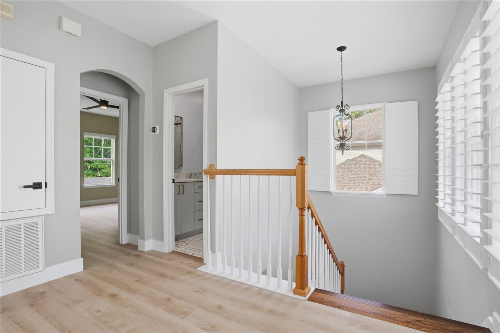 Image 19 of 52 For 1102 Banks Rose Court