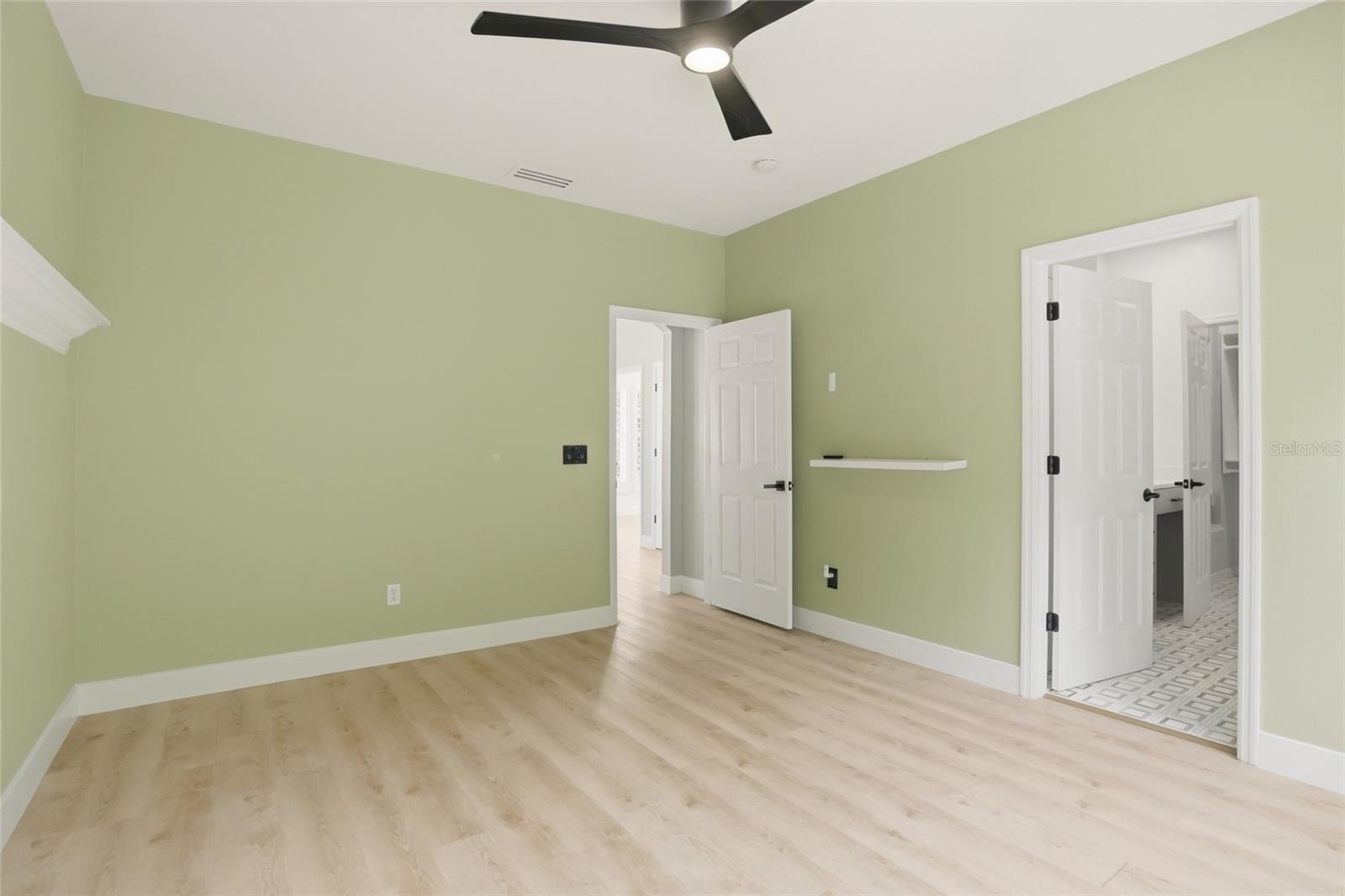 Image 30 of 52 For 1102 Banks Rose Court