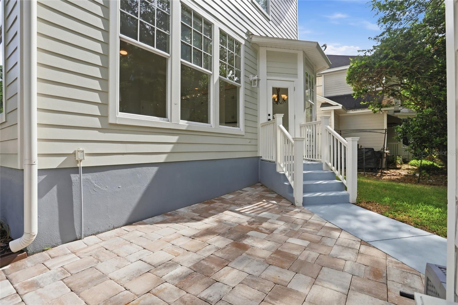 Image 38 of 52 For 1102 Banks Rose Court