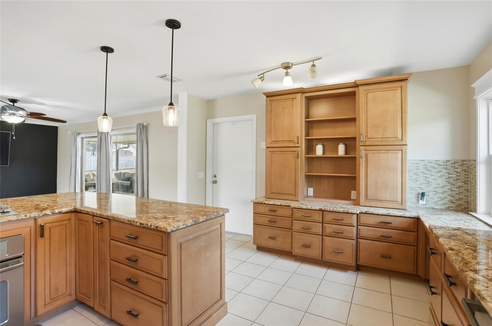 Image 17 of 42 For 22 Lake Link Drive Se