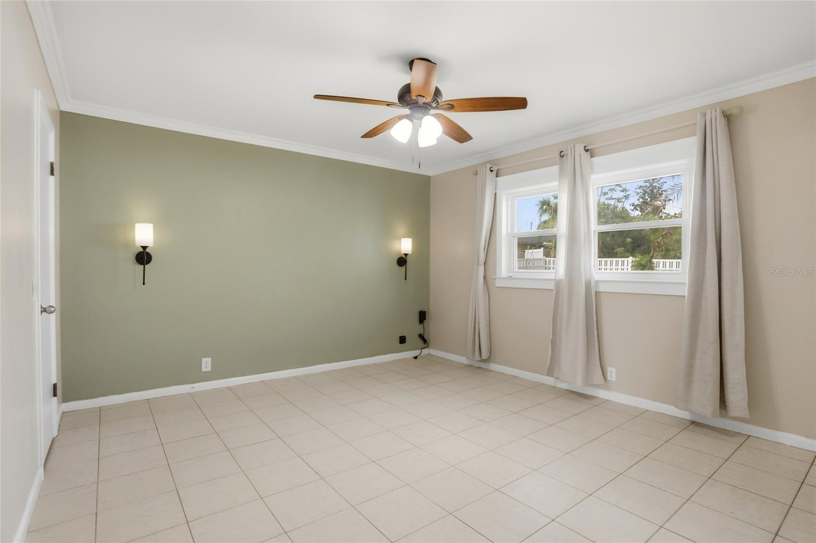 Image 23 of 42 For 22 Lake Link Drive Se