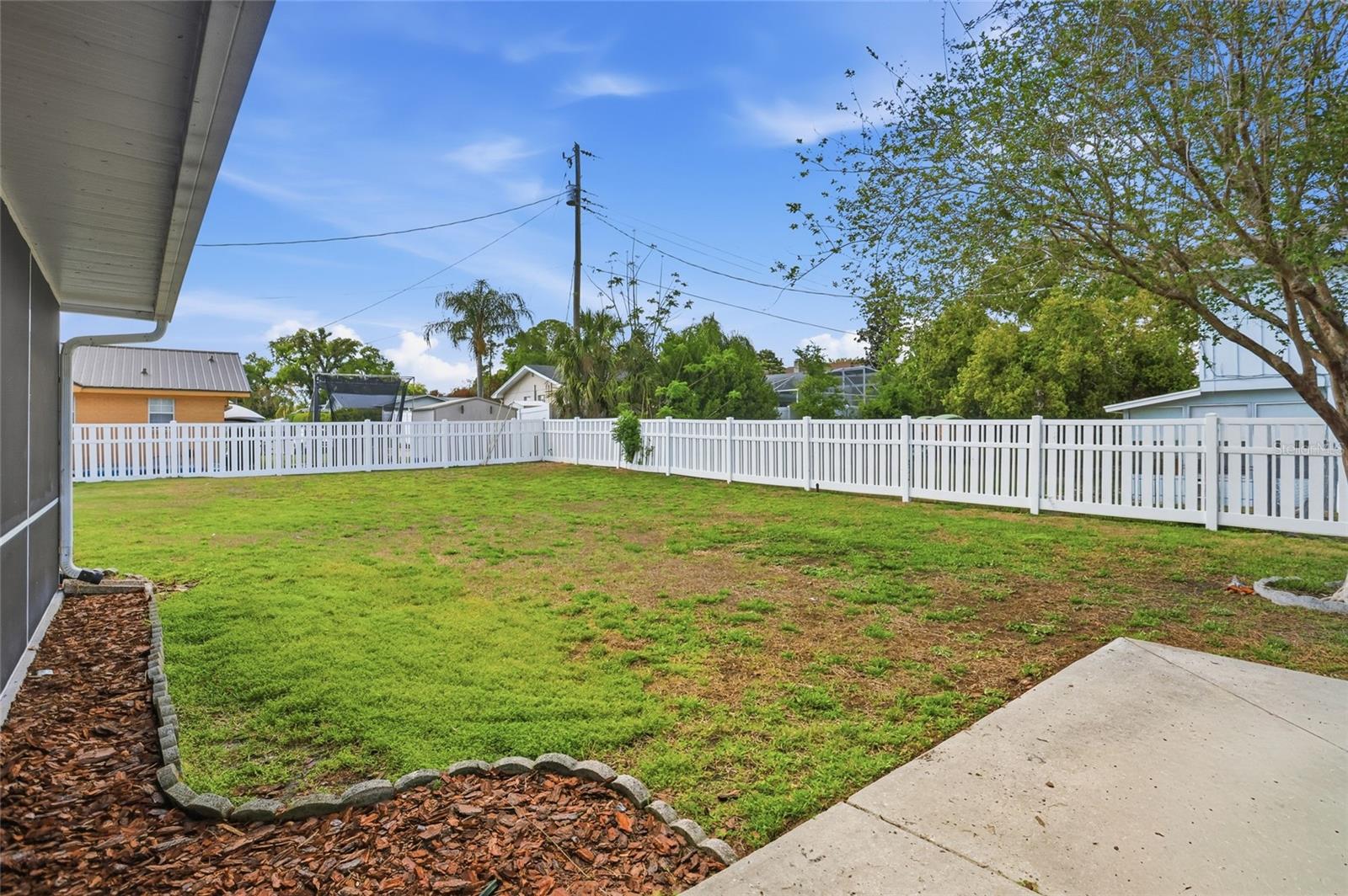 Image 31 of 42 For 22 Lake Link Drive Se