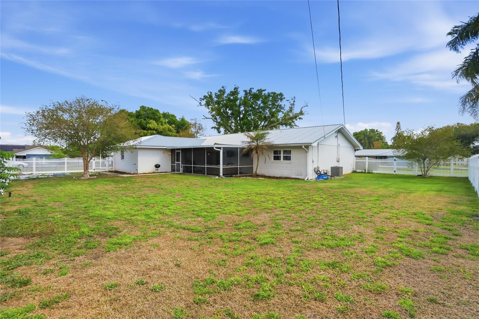 Image 34 of 42 For 22 Lake Link Drive Se