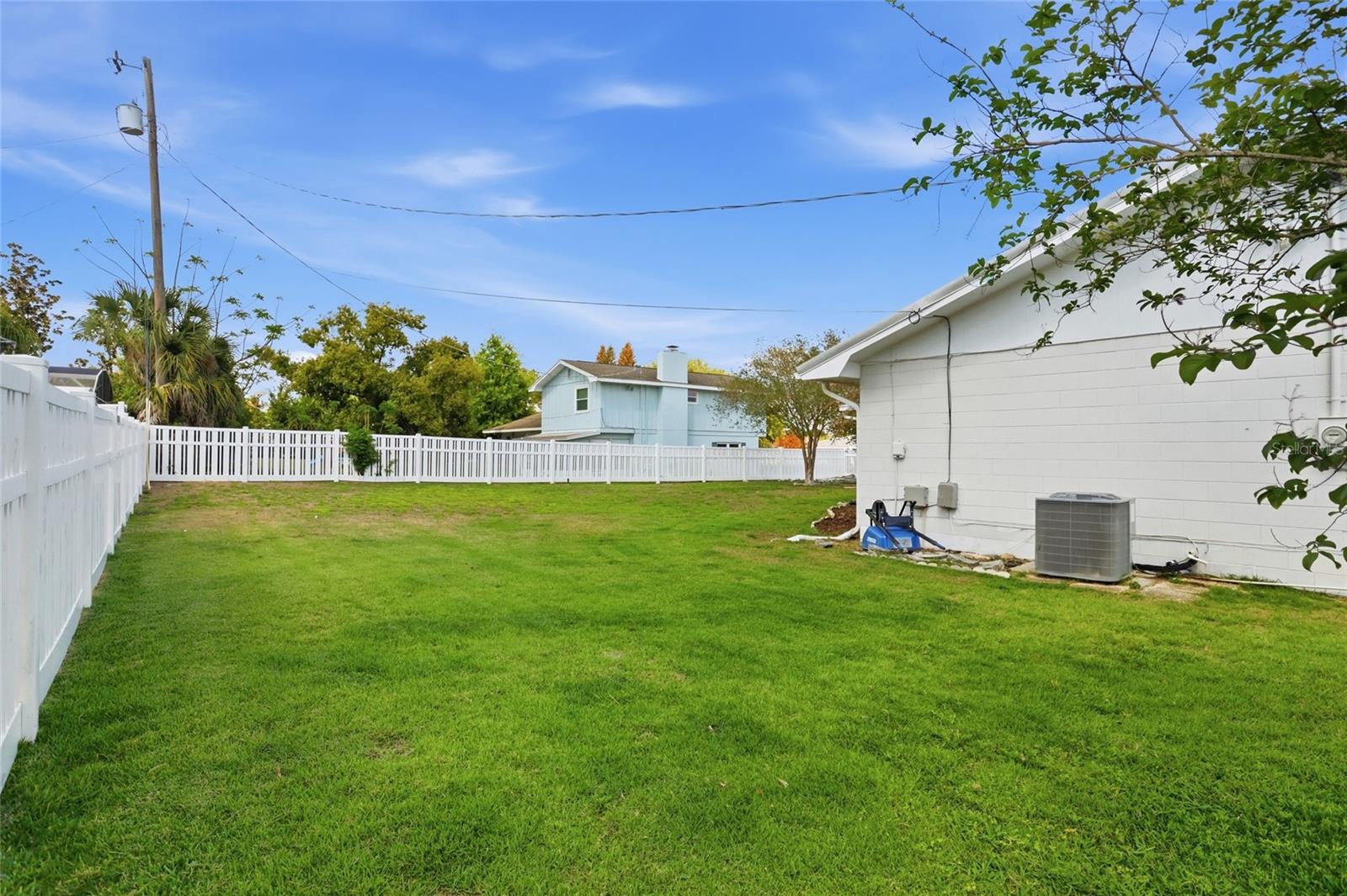 Image 35 of 42 For 22 Lake Link Drive Se