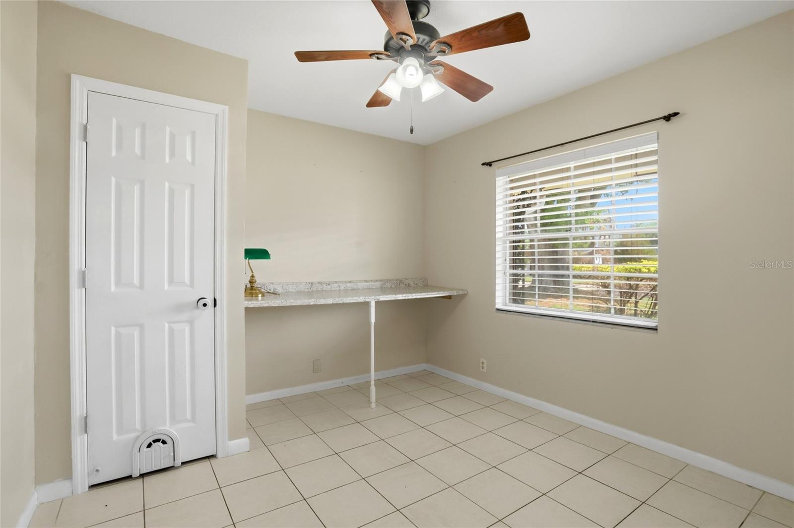 Image 9 of 42 For 22 Lake Link Drive Se