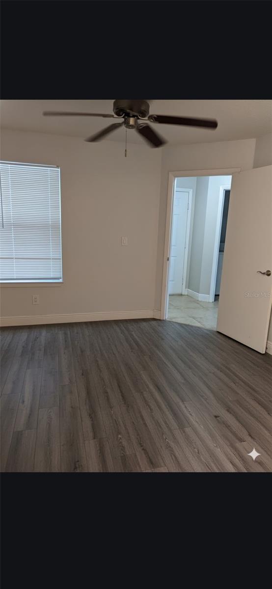 Image 13 of 25 For 2593 Grassy Point Drive 205